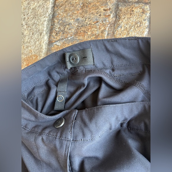 Pearl Izumi Women's Black Bike Shorts without Chamois - Picture 3 of 6